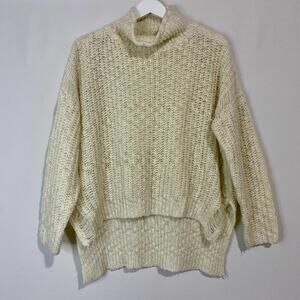 POL Women's JUF52 Long Sleeve Sweater Turtleneck Cream Size Small FLAW
